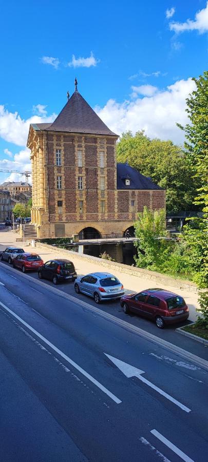 Appartement Le Petit Charcot Charleville-Mézières Eksteriør bilde