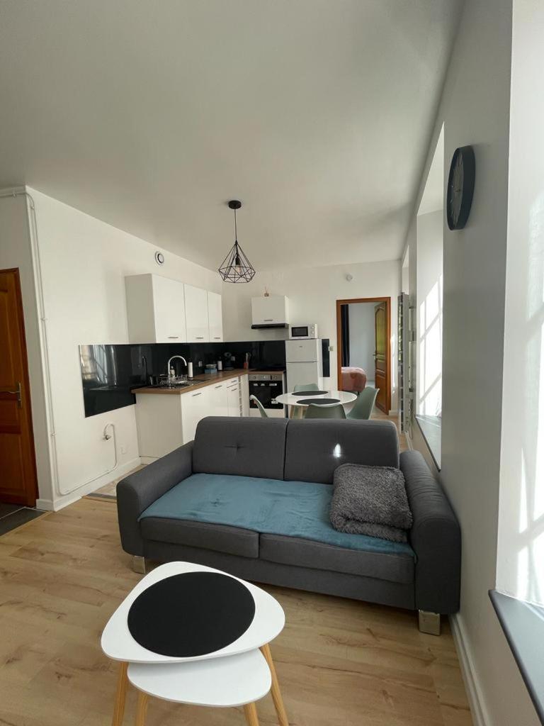 Appartement Le Petit Charcot Charleville-Mézières Eksteriør bilde