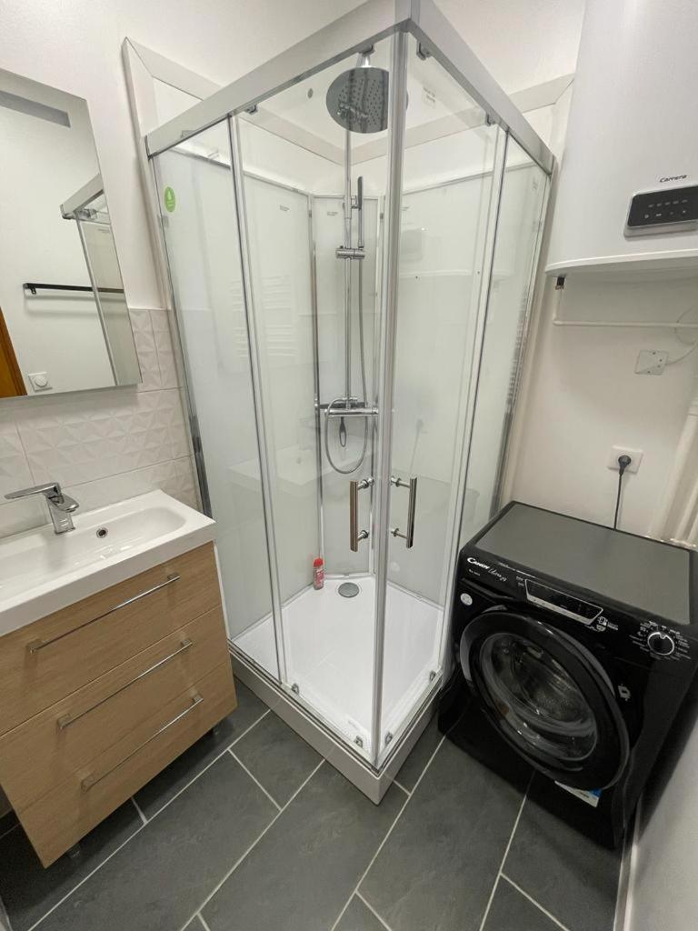 Appartement Le Petit Charcot Charleville-Mézières Eksteriør bilde