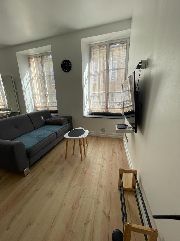 Appartement Le Petit Charcot Charleville-Mézières Eksteriør bilde